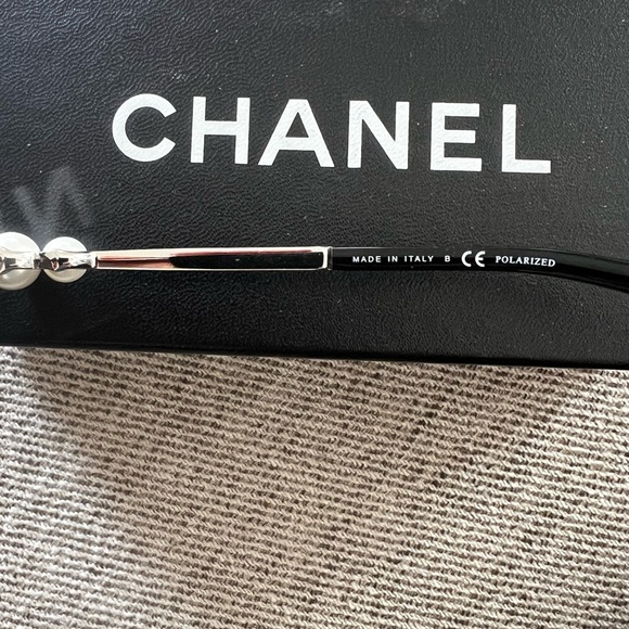 Chanel Pearl Sunglasses in box, guaranteed authentic - Picture 6 of 9